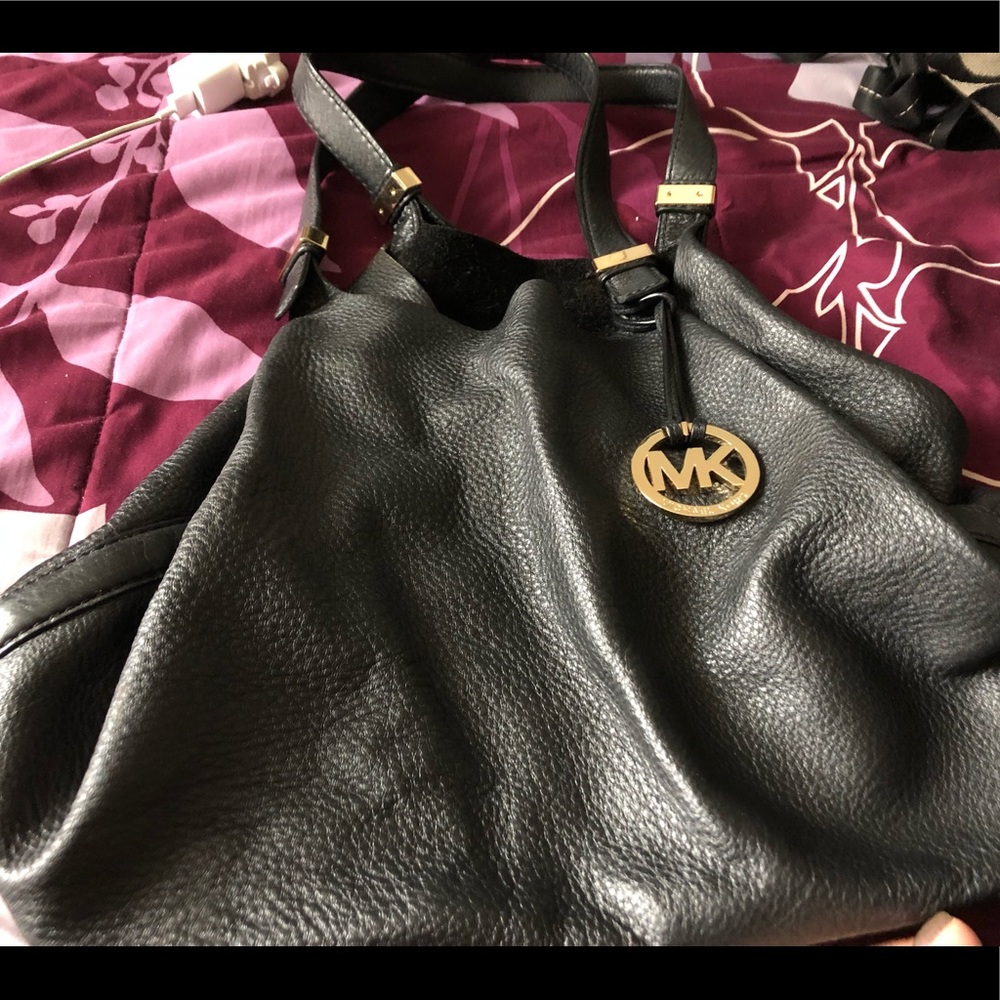 MK purse excellent used condition